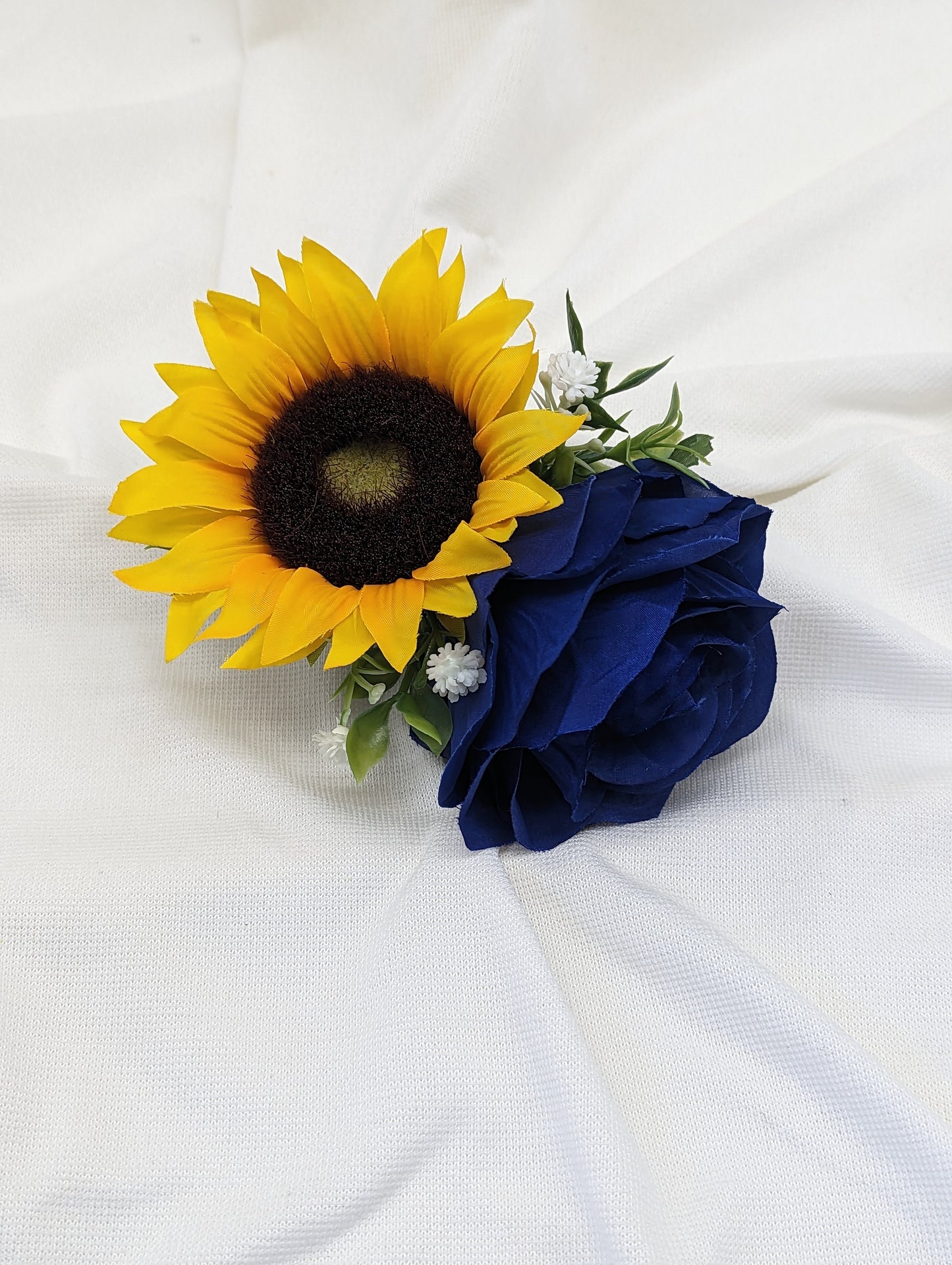 Blue Rose and Sunflower Wedding Flowers