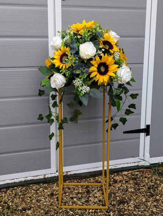 Sunflower & Rose Table centre (arrangement only)