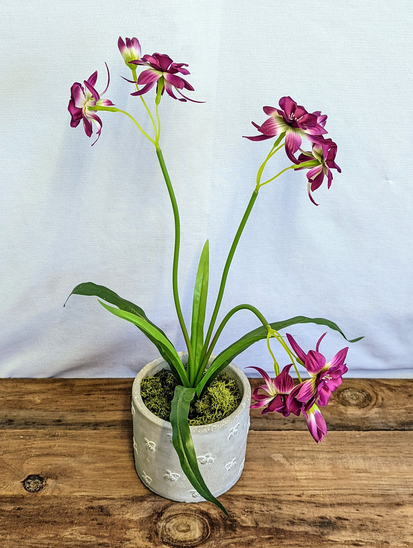 Artificial Columbine Plant in Bee Pot