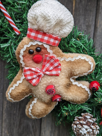 Gingerbread Christmas Heart Wreath