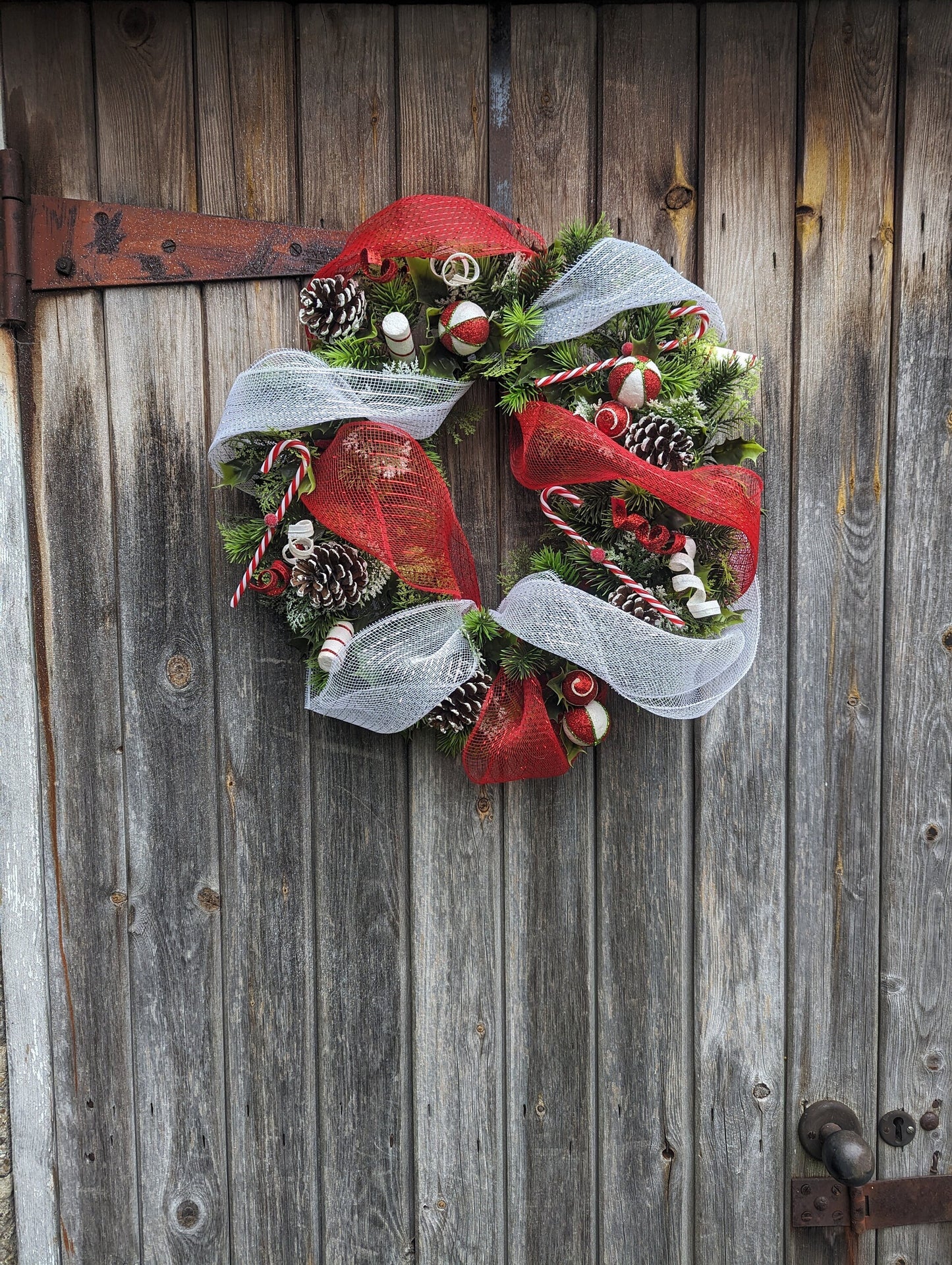 Candy Cane Christmas Wreath